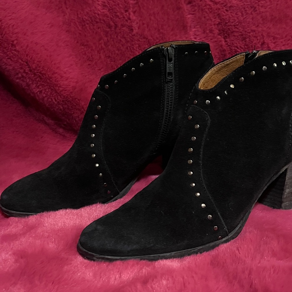 Frye Nora Stud Zip Bootie